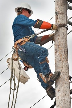 Thanking the linemen who work in dangerous environments to keep us safe