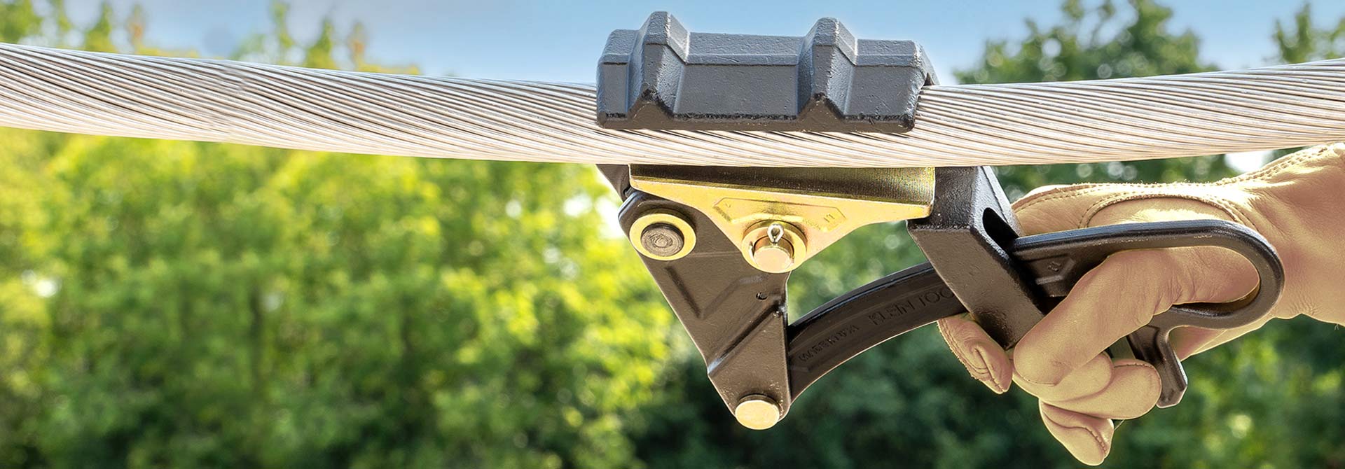 Wide Range Transmission Grip