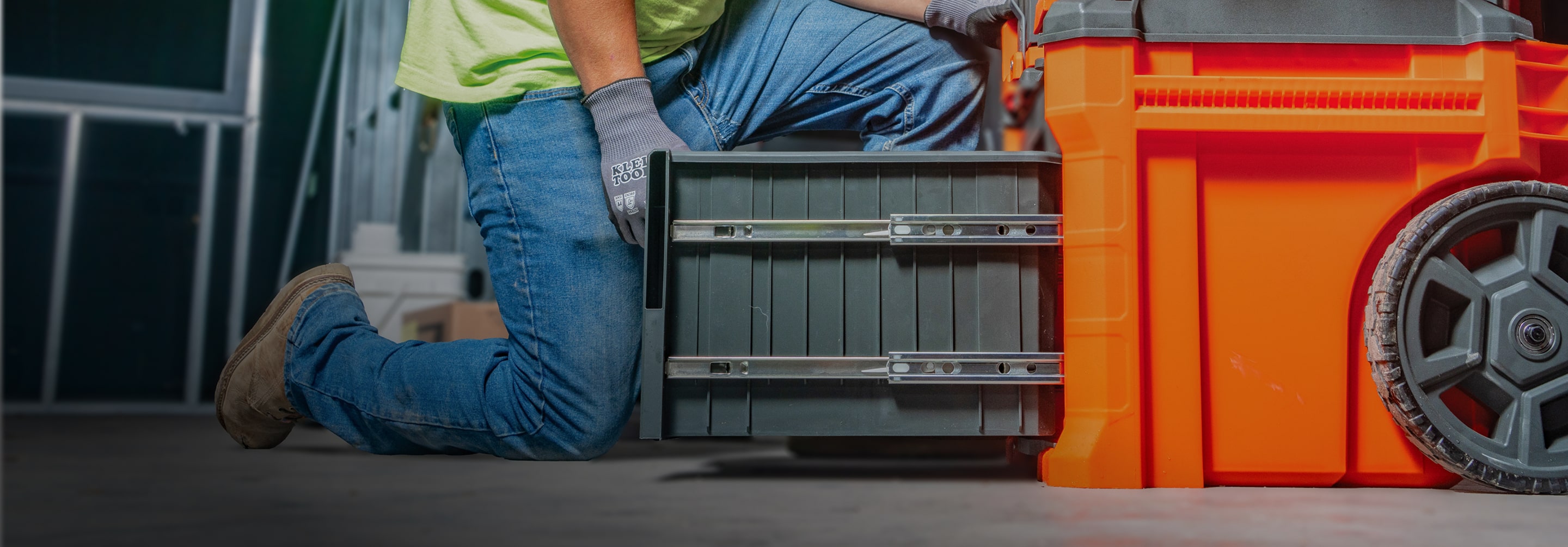 MOD<raw>box</raw>  
ROLLING DRAWERS