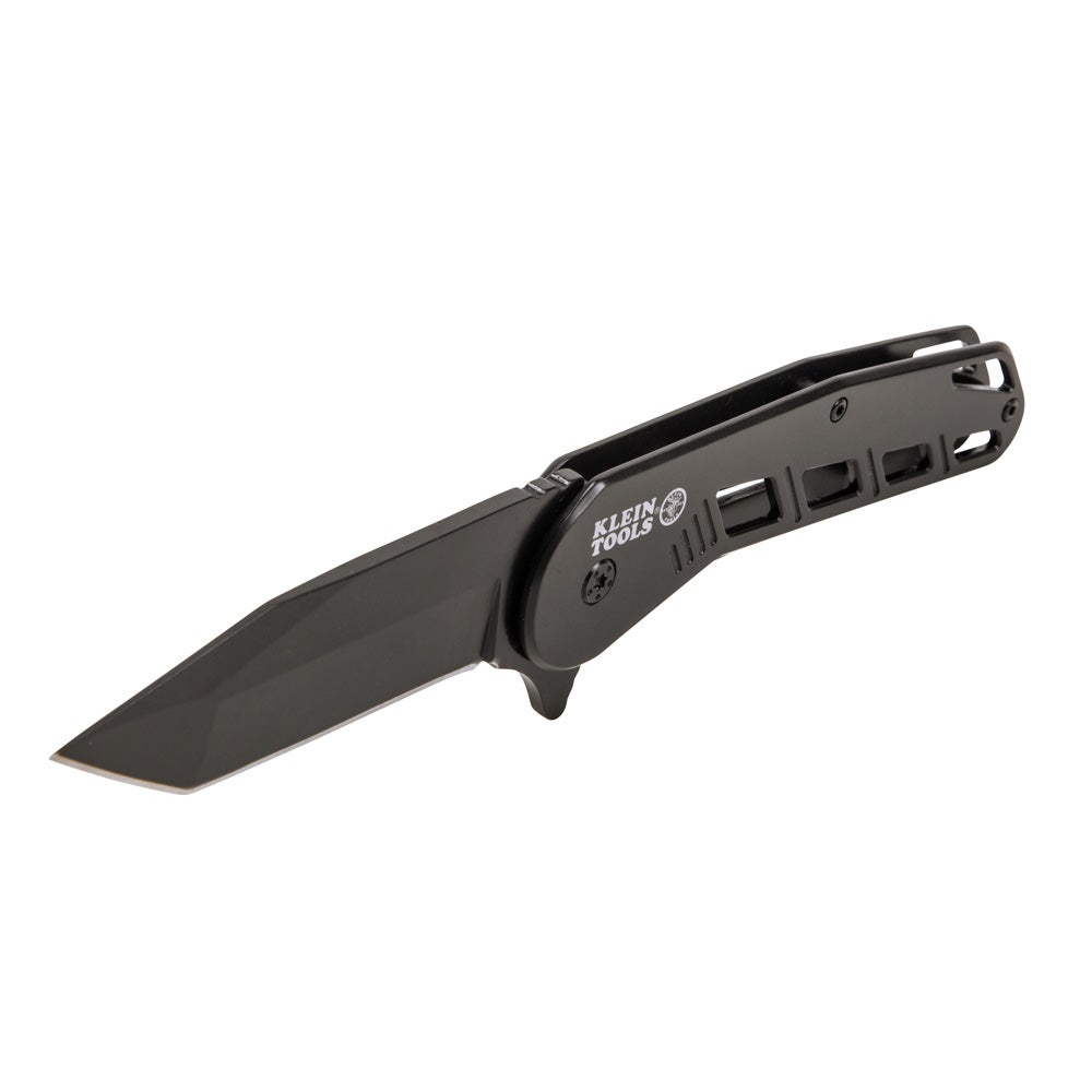 Klein® Tools Introduces Easy to Use, Easy to Carry Pocket Knives