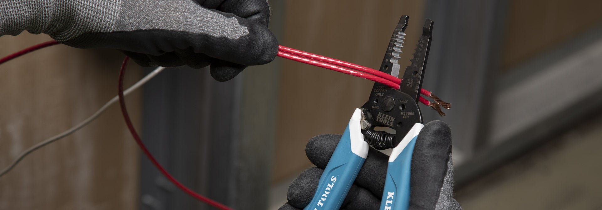 KLEIN-KURVE\r\nWire Stripper\/Crimper