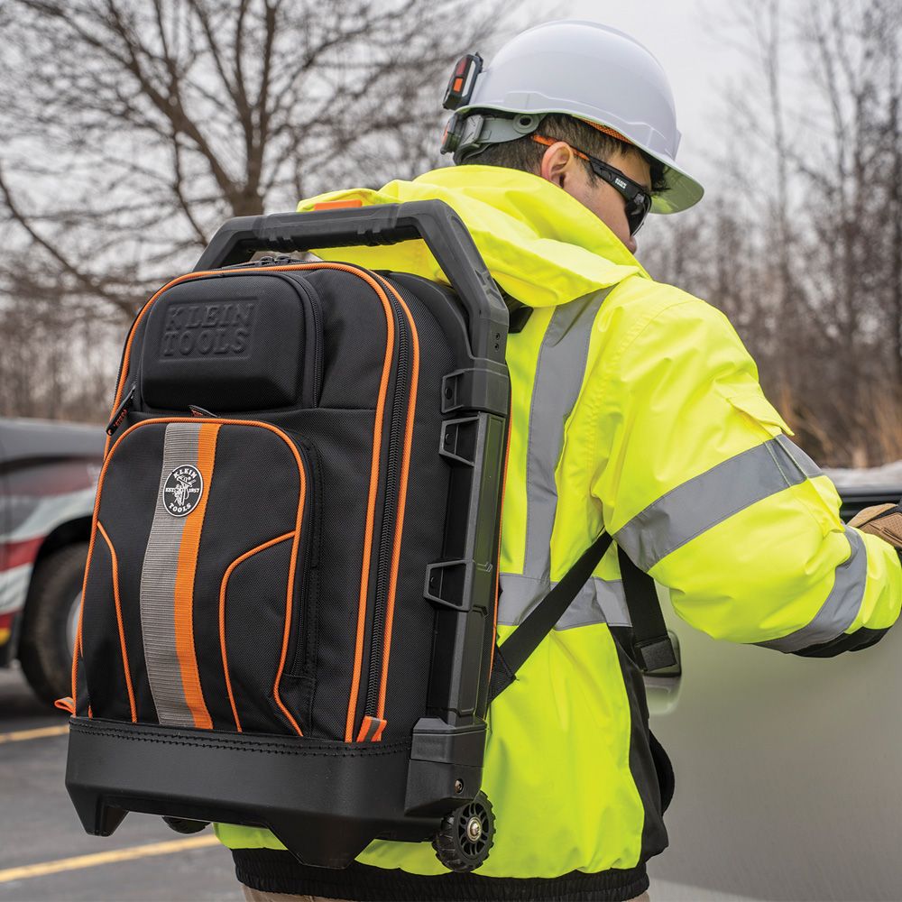 Bag that converts to backpack clearance